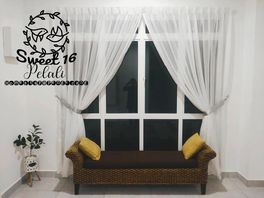 Sweet 16 Pelali Homestay Пенгеранг Екстериор снимка