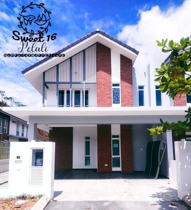 Sweet 16 Pelali Homestay Пенгеранг Екстериор снимка